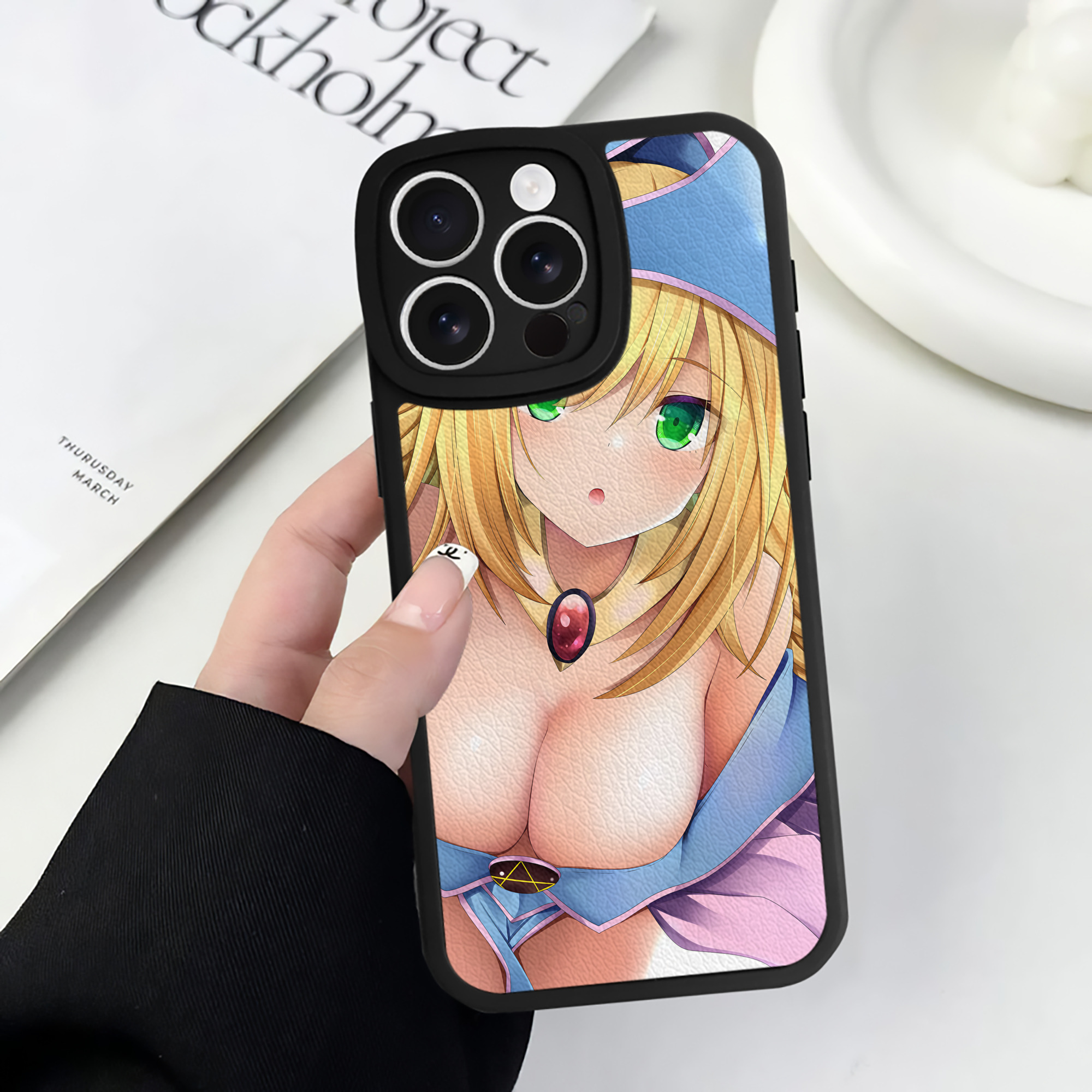 （画像用） 遊☆戯☆王 Yu-Gi-Oh! 【iPhone 16シリーズ対応】シリコンスマホケース（レザー調） 材質：シリコン